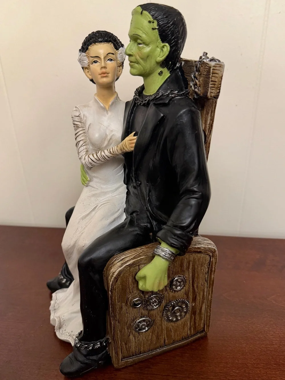 Bride of Frankenstein & Monster Resin Figurine Statue - Gothic Halloween EUC